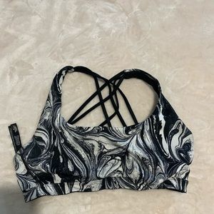 Victoria Secret: Sports Bra